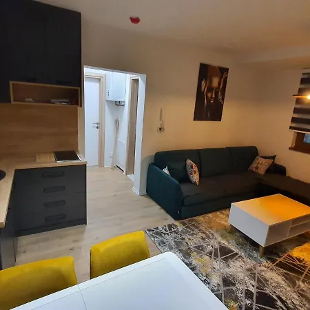 M&g Apartment